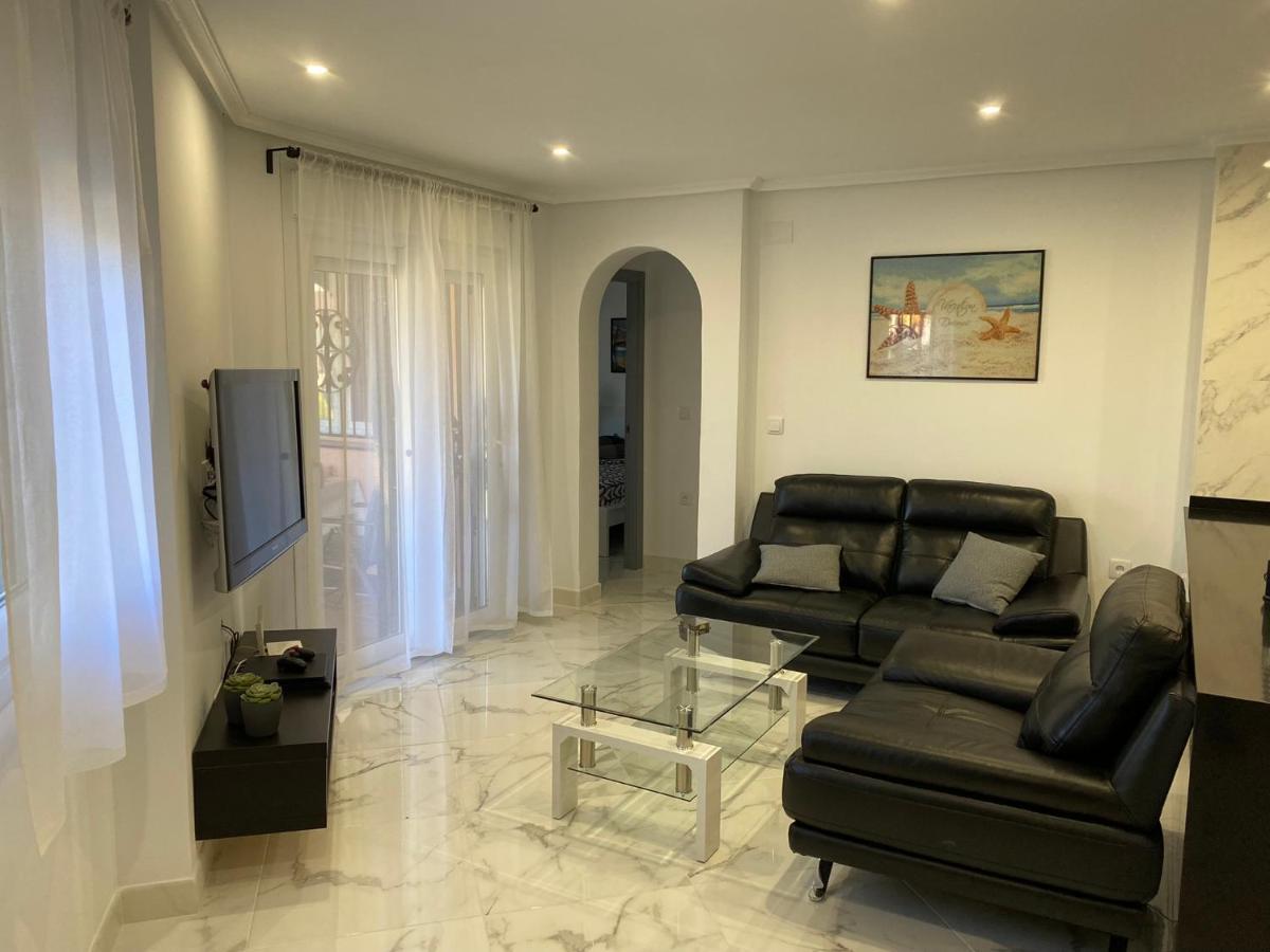 Casa Marina Suerte - Punta Prima, Torrevieja Apartman Alicante Kültér fotó